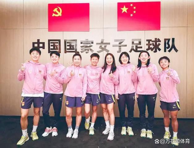 粗大挺进稚嫩亲女小丹